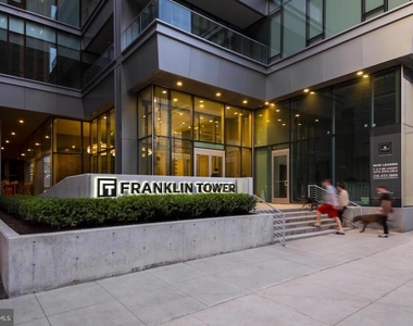 200 N 16th Street - Photo Thumbnail 33