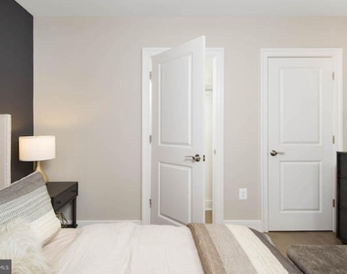200 N 16th Street - Photo Thumbnail 51