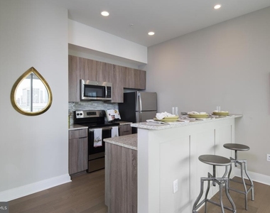 200 N 16th Street - Photo Thumbnail 45