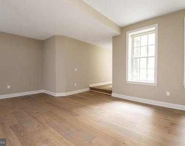33 Letitia Street - Photo Thumbnail 28