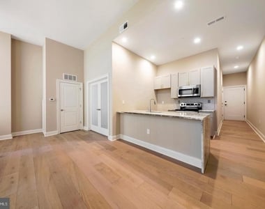 33 Letitia Street - Photo Thumbnail 25