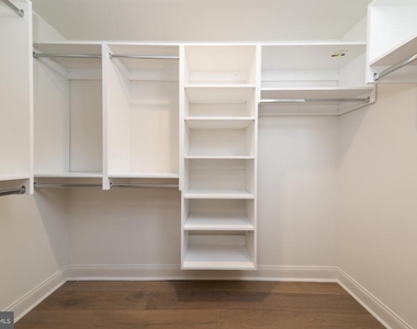 33 Letitia Street - Photo Thumbnail 7