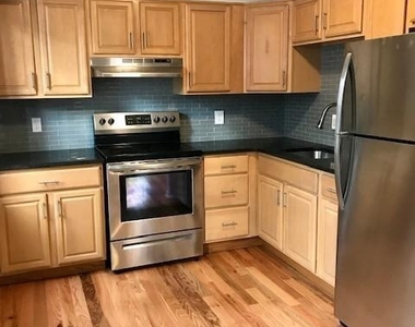 554 N 16th Street - Photo Thumbnail 1