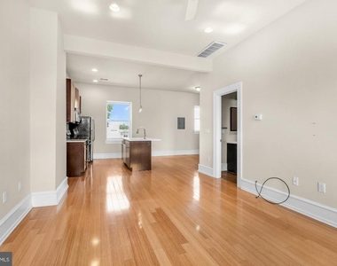 2136 E Dauphin Street - Photo Thumbnail 7