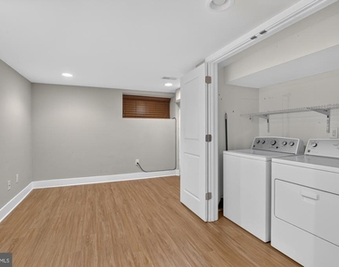 2336 W Thompson Street - Photo Thumbnail 24