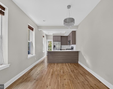 2336 W Thompson Street - Photo Thumbnail 4