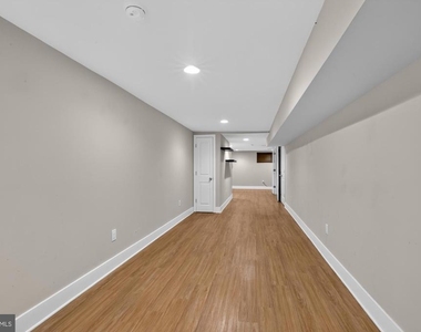 2336 W Thompson Street - Photo Thumbnail 27
