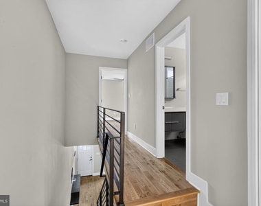 2336 W Thompson Street - Photo Thumbnail 14