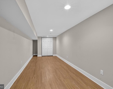 2336 W Thompson Street - Photo Thumbnail 26