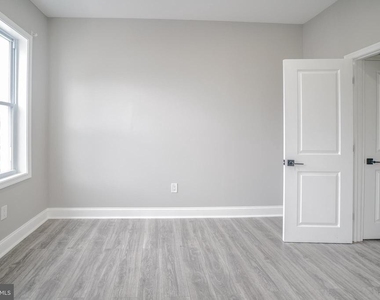 1535 W Seltzer Street - Photo Thumbnail 31