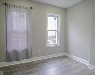 1535 W Seltzer Street - Photo Thumbnail 35