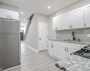 1535 W Seltzer Street - Photo Thumbnail 14