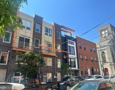 846 N 15th Street - Photo Thumbnail 1