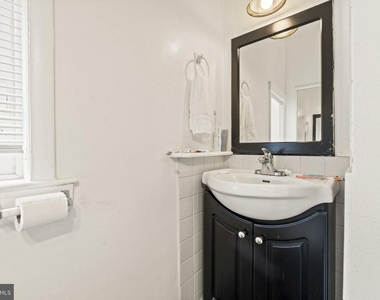 506 S 5th Street - Photo Thumbnail 11
