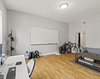 506 S 5th Street - Photo Thumbnail 3