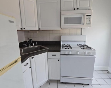 218 Ripka Street - Photo Thumbnail 5