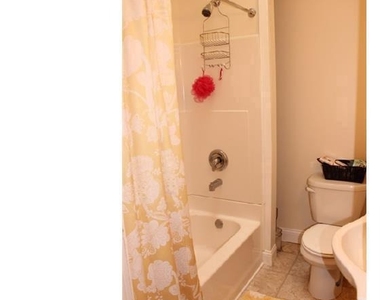 218 Ripka Street - Photo Thumbnail 3