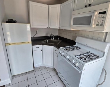 218 Ripka Street - Photo Thumbnail 9