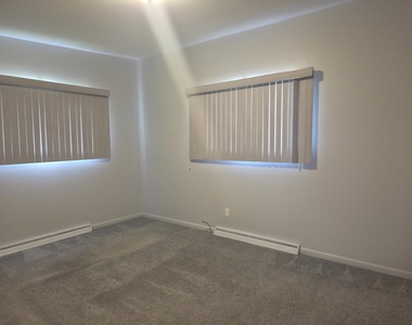 765 Douglas Street - Photo Thumbnail 7