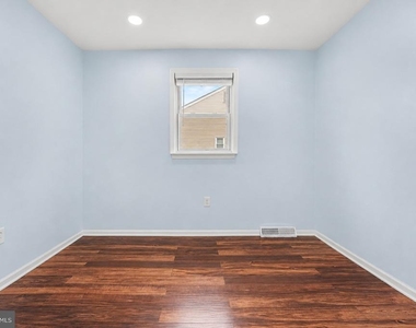 261 Florence Drive - Photo Thumbnail 8