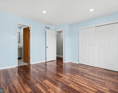 261 Florence Drive - Photo Thumbnail 5