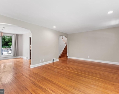 707 Conshohocken State Road - Photo Thumbnail 6