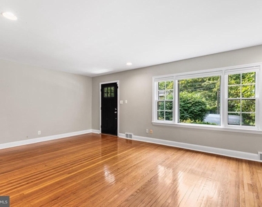 707 Conshohocken State Road - Photo Thumbnail 4