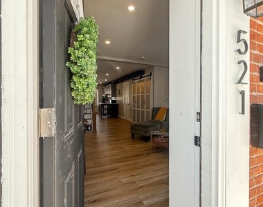 521 Locust Street - Photo Thumbnail 4