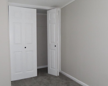 828 Broad Street - Photo Thumbnail 15