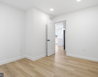 21 W Front Street - Photo Thumbnail 17