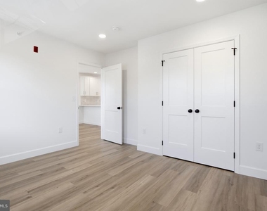 21 W Front Street - Photo Thumbnail 13