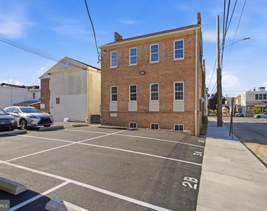 21 W Front Street - Photo Thumbnail 18