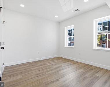 21 W Front Street - Photo Thumbnail 12