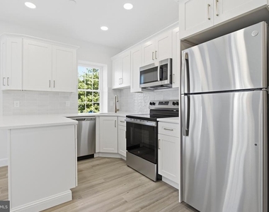 21 W Front Street - Photo Thumbnail 5