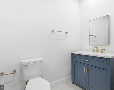21 W Front Street - Photo Thumbnail 7