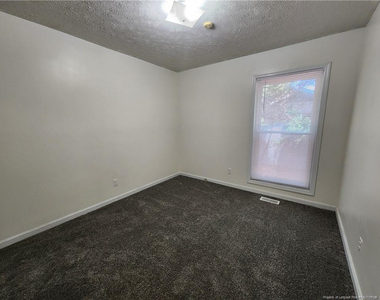 5521 Deep Hollow Court - Photo Thumbnail 16