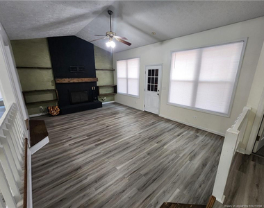 5521 Deep Hollow Court - Photo Thumbnail 7