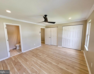 750 E Marshall Street - Photo Thumbnail 7