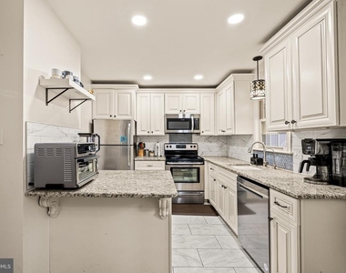 705 Shippen Drive - Photo Thumbnail 12
