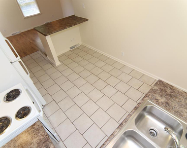6114 Deerwood Place - Photo Thumbnail 11