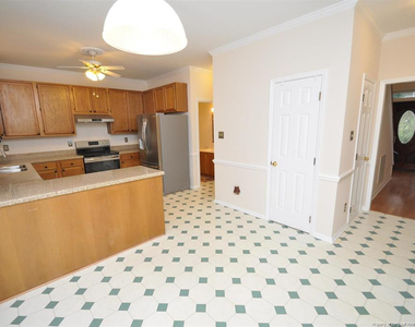 101 Bell Vista Drive - Photo Thumbnail 12