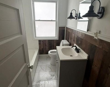 230 E Lincoln Highway - Photo Thumbnail 14