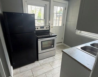 230 E Lincoln Highway - Photo Thumbnail 7