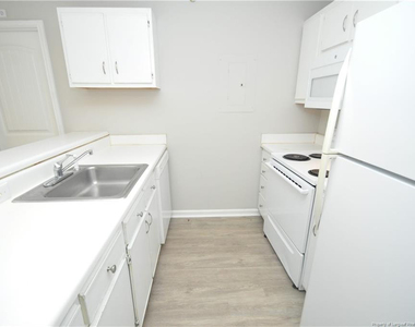 1500 Graduate Lane - Photo Thumbnail 8