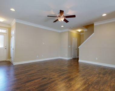 1415 Glenwater Drive - Photo Thumbnail 4