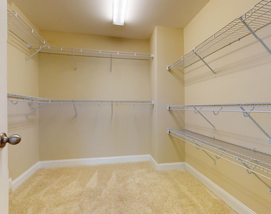1415 Glenwater Drive - Photo Thumbnail 20