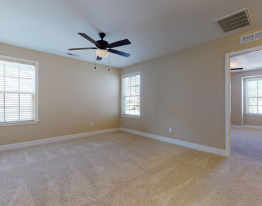 1415 Glenwater Drive - Photo Thumbnail 11