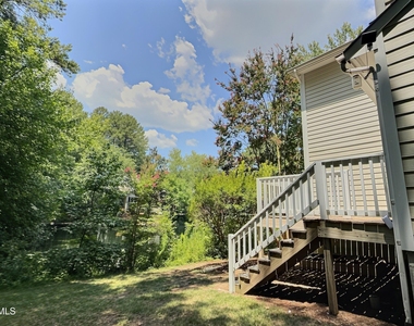 109 Weatherhill Point - Photo Thumbnail 24