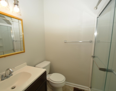 3407 Facade - Photo Thumbnail 9