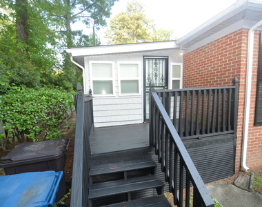 3407 Facade - Photo Thumbnail 4
